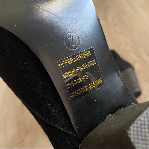 Ecote Urban Outfitters Alexandra Suede Slip On Booties - Picture 7 of 11